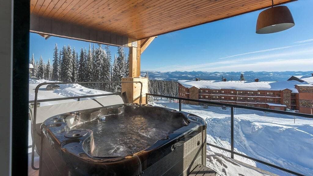 Foto 10 von 40: Chalet Monashee-Brand New High End w/Amazing Views