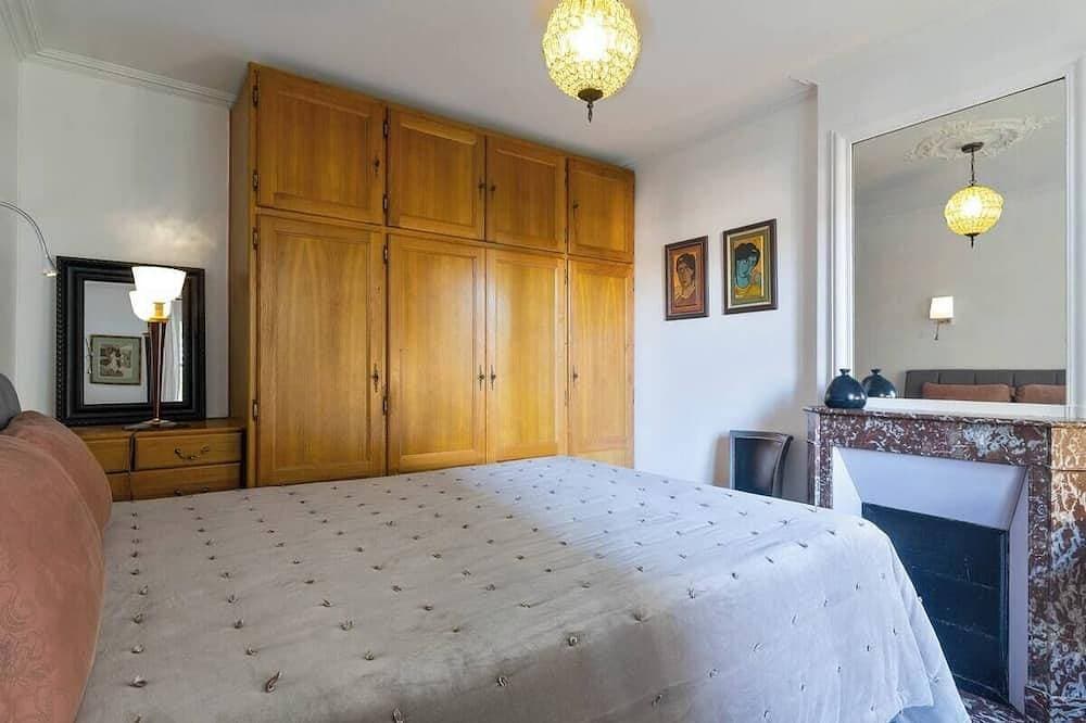 Foto 2 von 13: Charming flat in old Paris