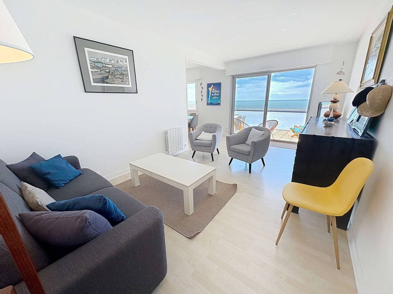 Foto 2 von 25: Apartment am Meer mit Terrasse und Parkplatz