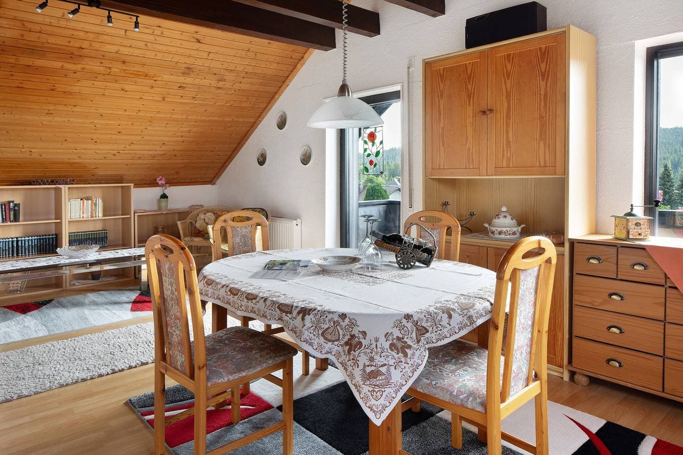 Foto 7 von 29: Ferienwohnung 'Apartmenthaus Fister' mit Seeblick, Gemeinschaftsgarten und WLAN