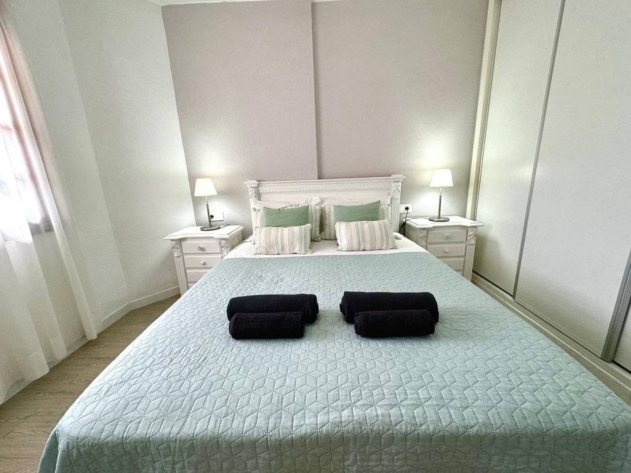 Foto 3 von 45: Ferienwohnung für 4 Personen mit Garten