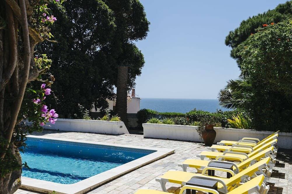 Renewed Villa In Salema 1