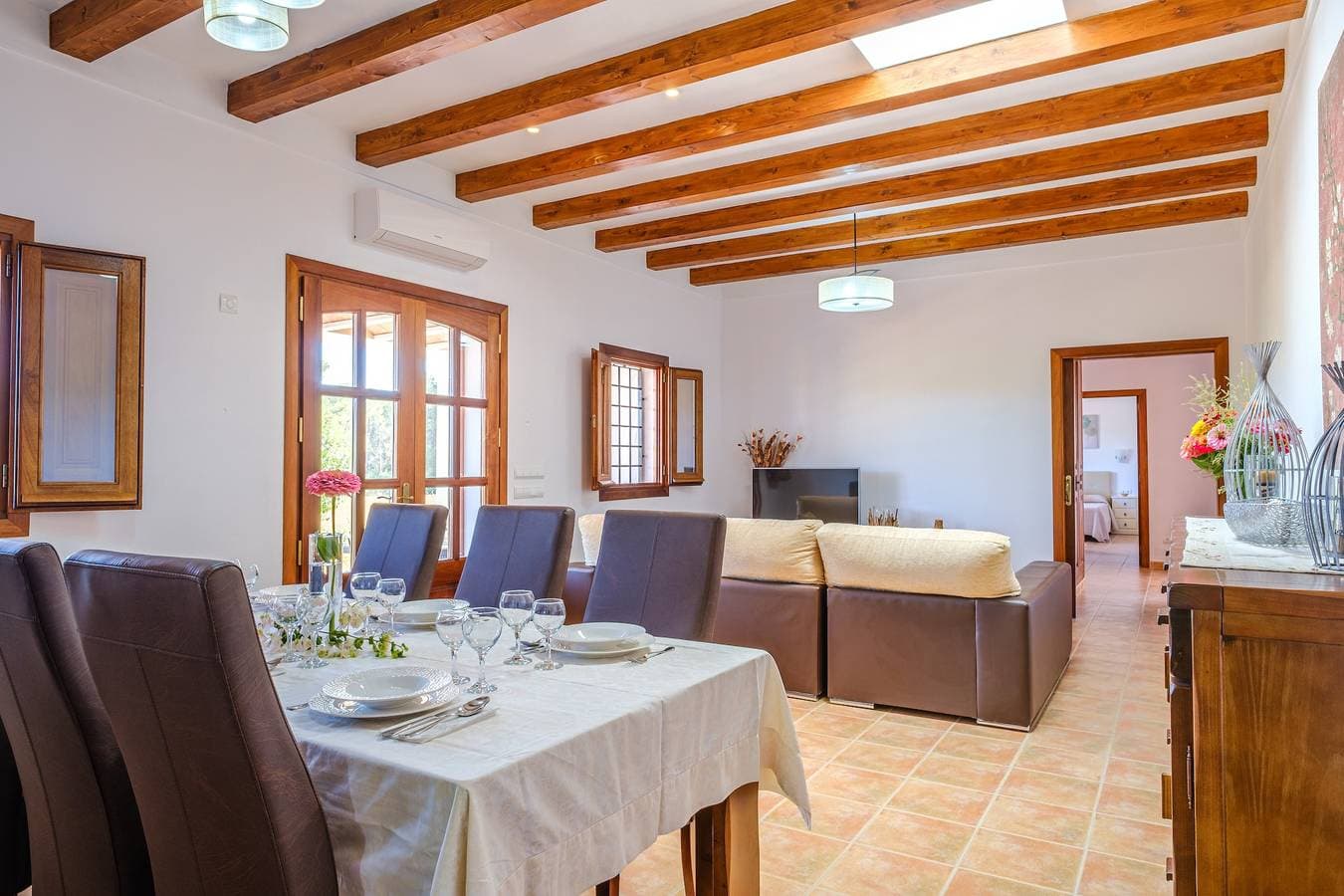 Foto 9 von 25: Ibizenkische Finca mit Veranda, Gemüsegarten, Sonnenterrasse und WLAN