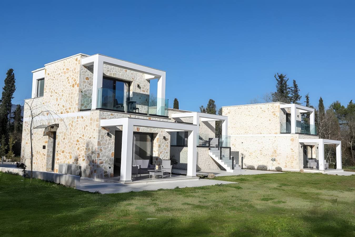 Foto 6 von 38: Villa „Spyridoula Suites“ mit Bergblick, WLAN und Klimaanlage