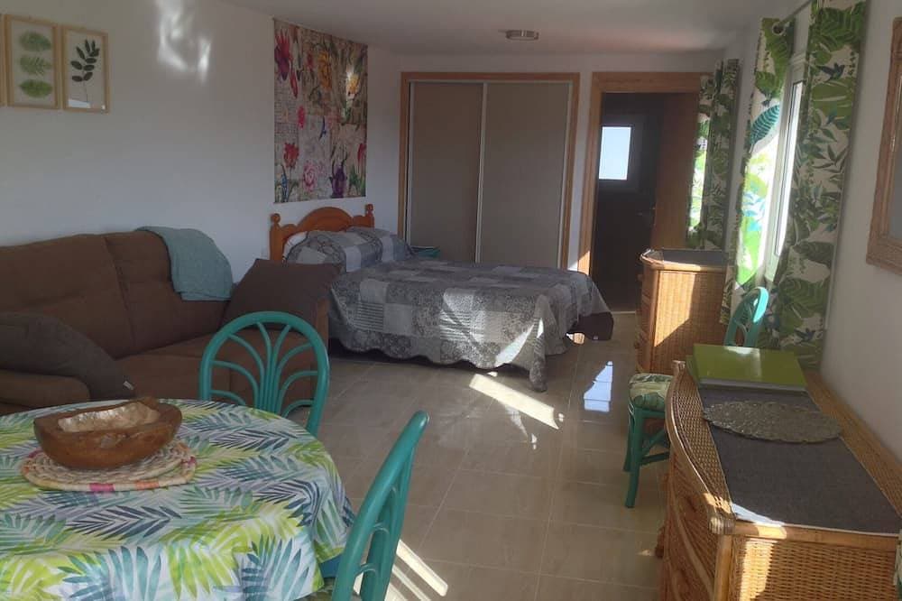 Foto 4 von 30: Schöne Neue Wohnung Mit Pool Eigener Terrasse Und Herrlichem Blick Auf Mt Teide & Meer