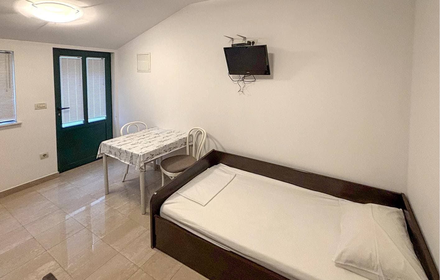 Foto 5 von 15: Apartment mit Meerblick, Terrasse, WLAN, Klimaanlage und Parkplatz