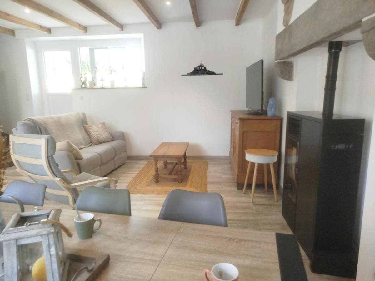 Foto 2 von 51: Three-Bedroom House