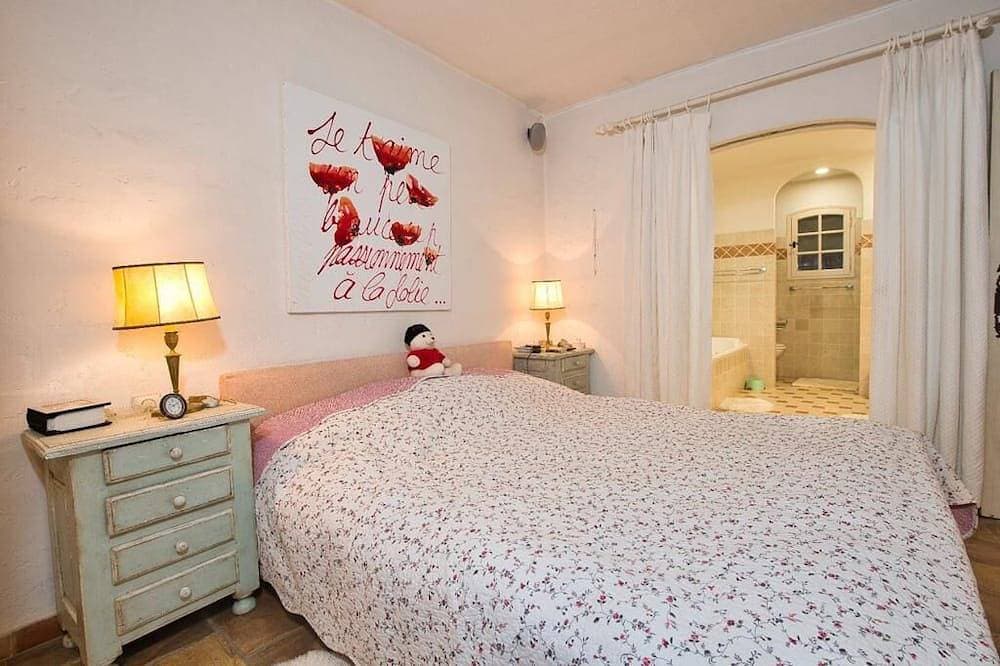 Foto 5 von 30: Villa with swimming pool walking distance from the beach