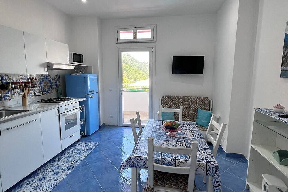 Foto 13 von 23: Ferienwohnung mit atemberaubendem Ausblick auf den \"Golfo di Napoli\"