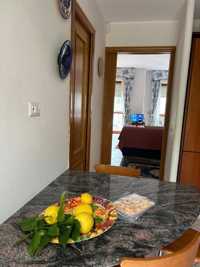 Foto 5 von 29: Two-Bedroom Apartment