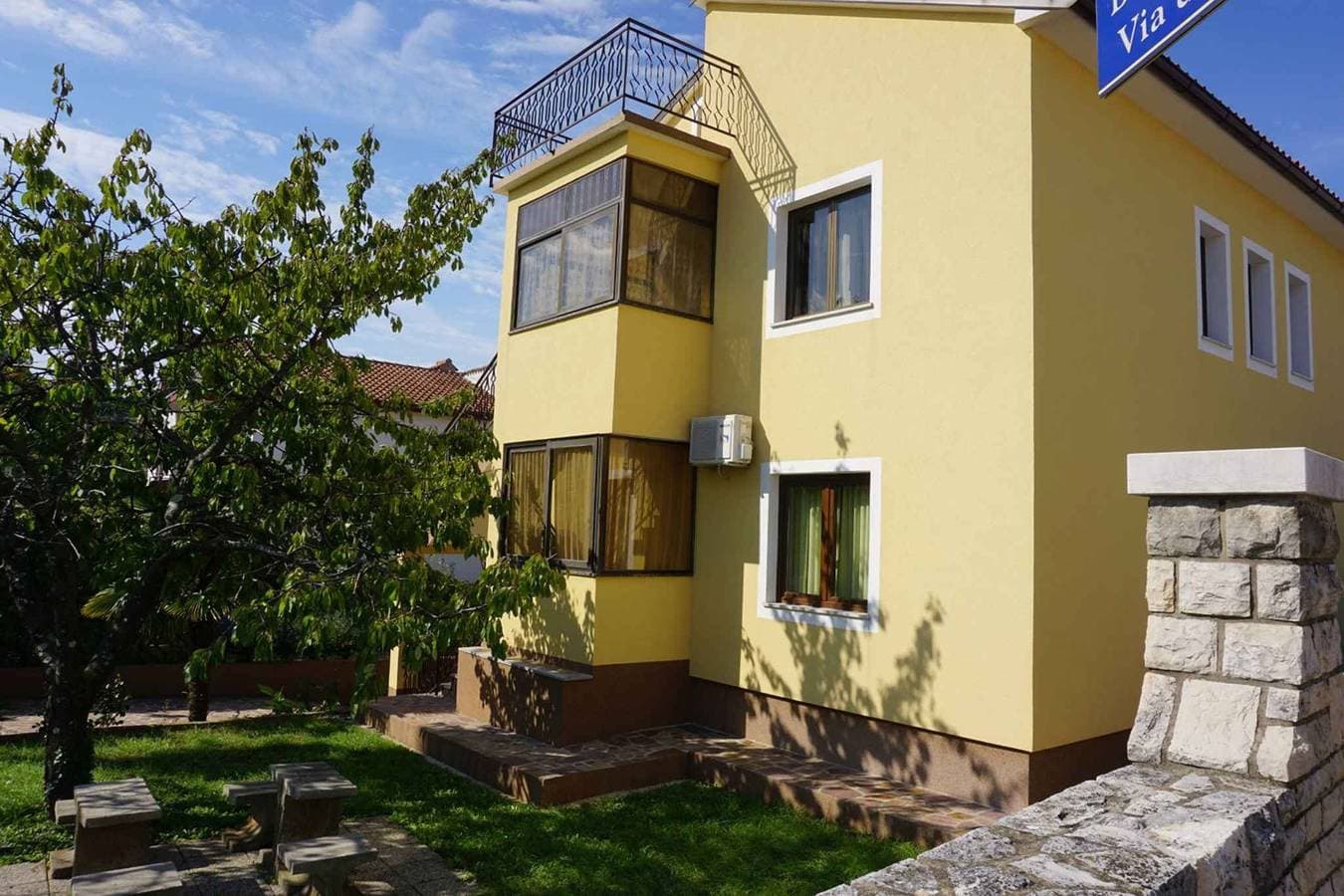 Foto 8 von 17: Ferienwohnung mit Balkon und WLAN