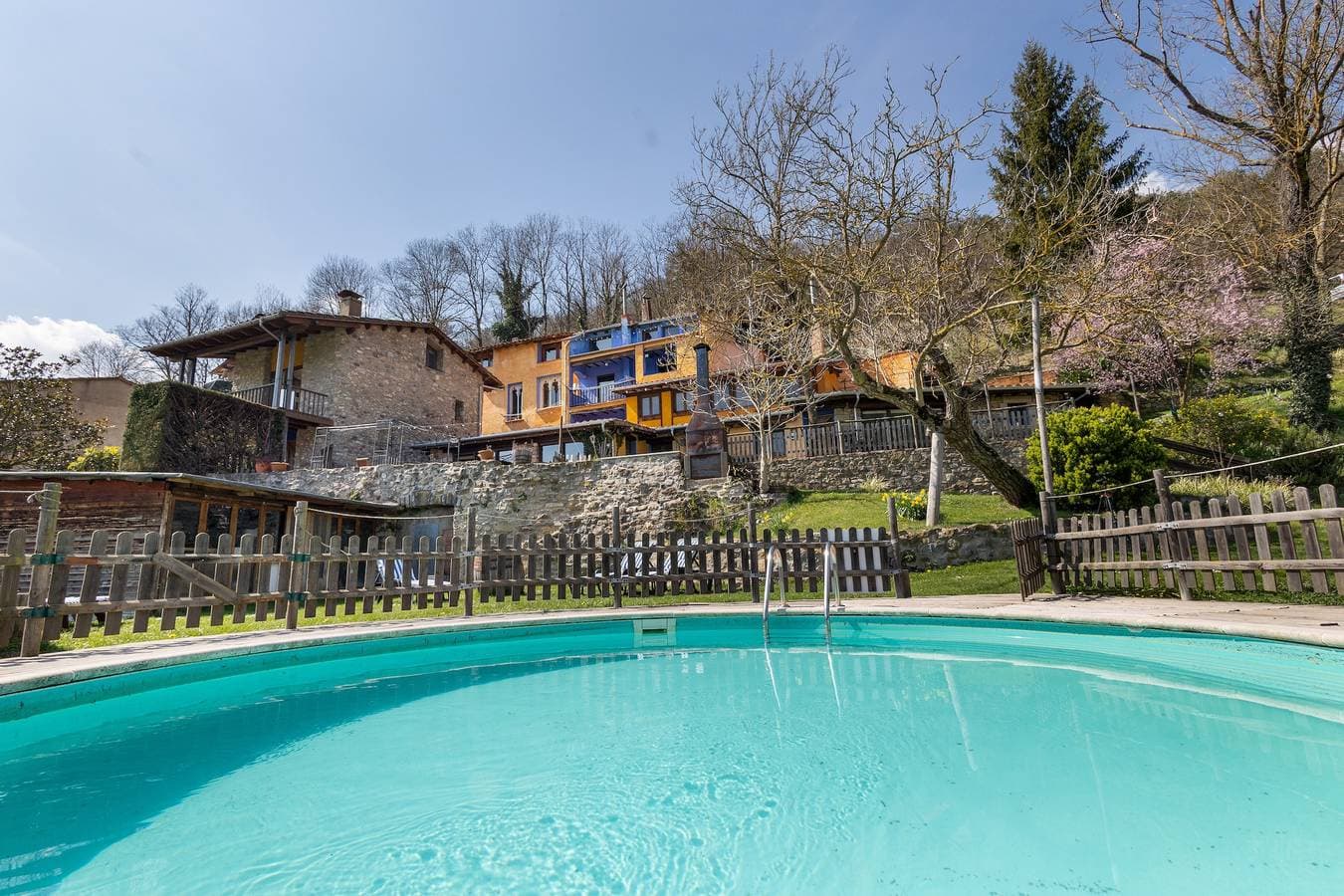 Foto 2 von 42: Ferienhaus "Els Mossos, El Reixac Casa Rural" mit Bergblick, Gemeinschaftspool und WLAN