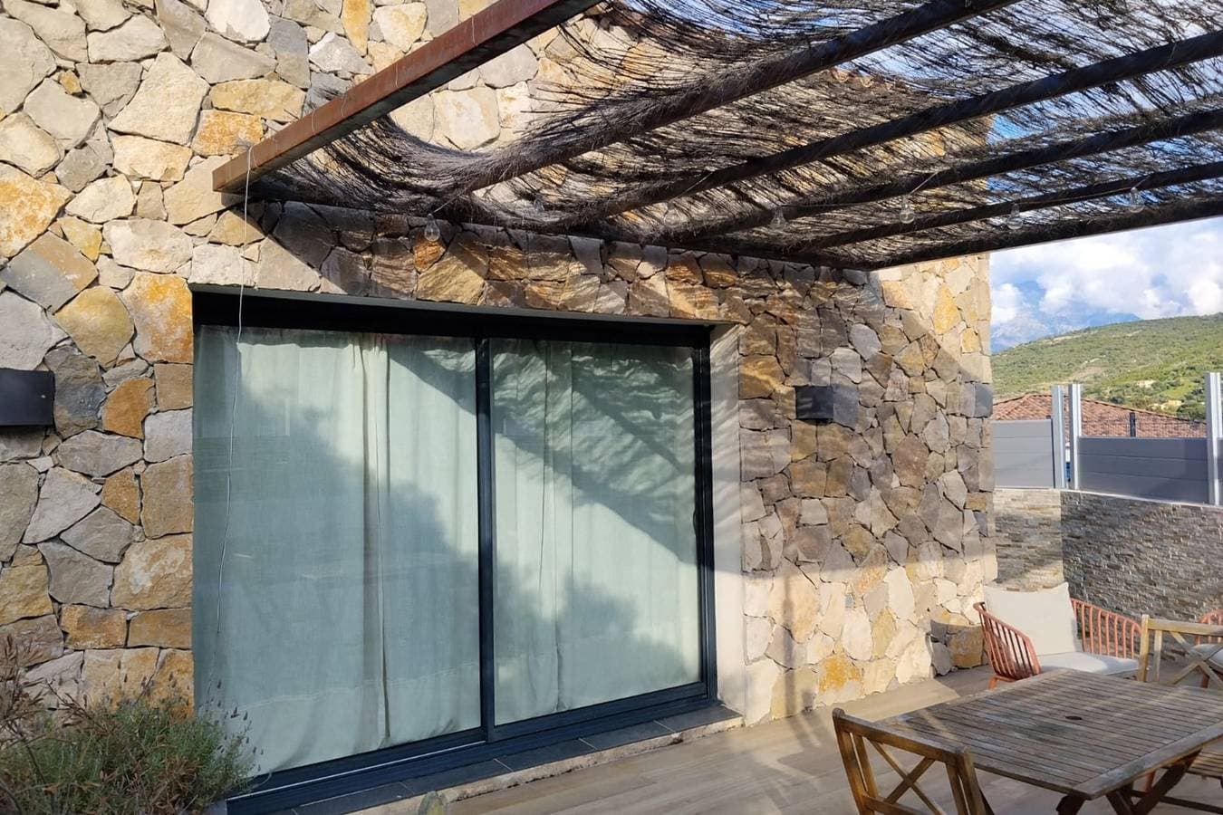 Foto 2 von 31: Ferienhaus für 4 Personen mit Terrasse