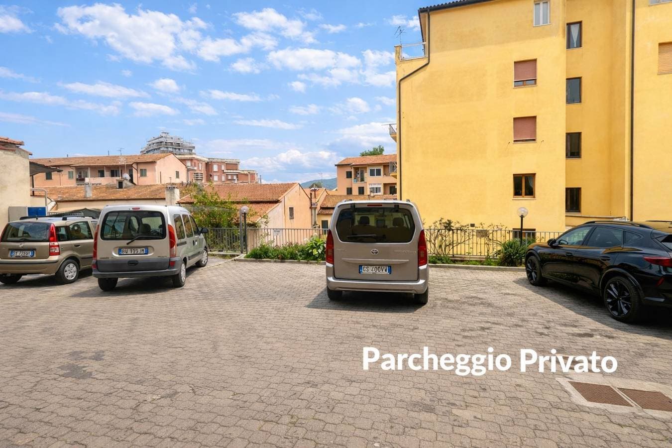 Foto 2 von 8: Ferienwohnung für 4 Personen mit Garten