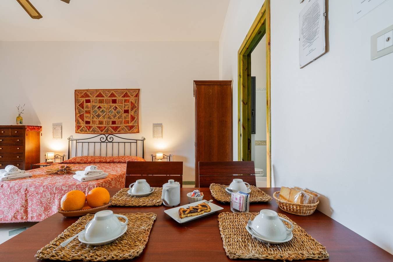 Foto 6 von 29: Ferienwohnung "Domus Mea Salento Arazzo Rosso" mit Gemeinschaftspool, Gemeinschaftsterrasse und WLAN