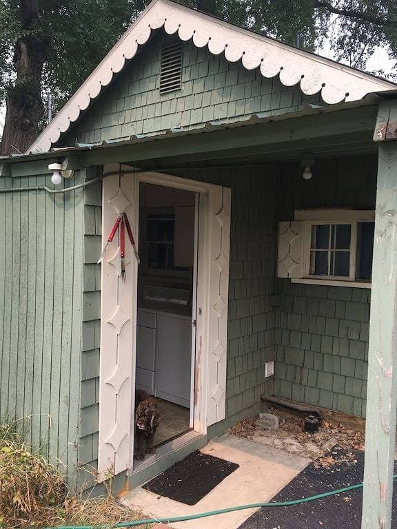 Foto 10 von 13: Das Stiner Home befindet sich an der Ecke 12th Street und Stiner Ave.