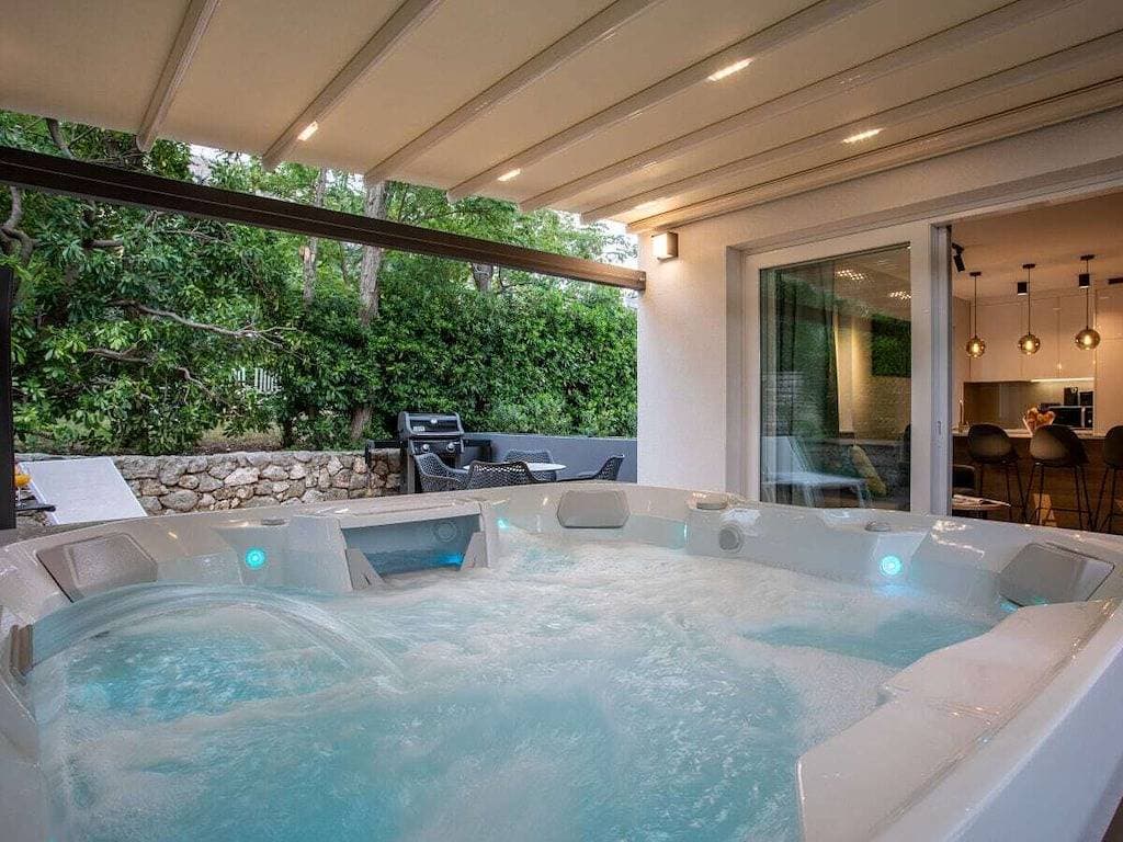 Ferienwohnung in Baška mit Schwimmbecken 1