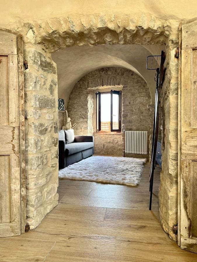 La Finestra di Dante 1