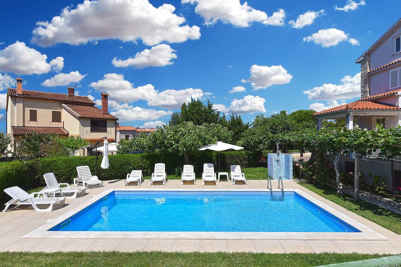 Foto 7 von 33: Ferienwohnung für 3 Personen mit Terrasse
