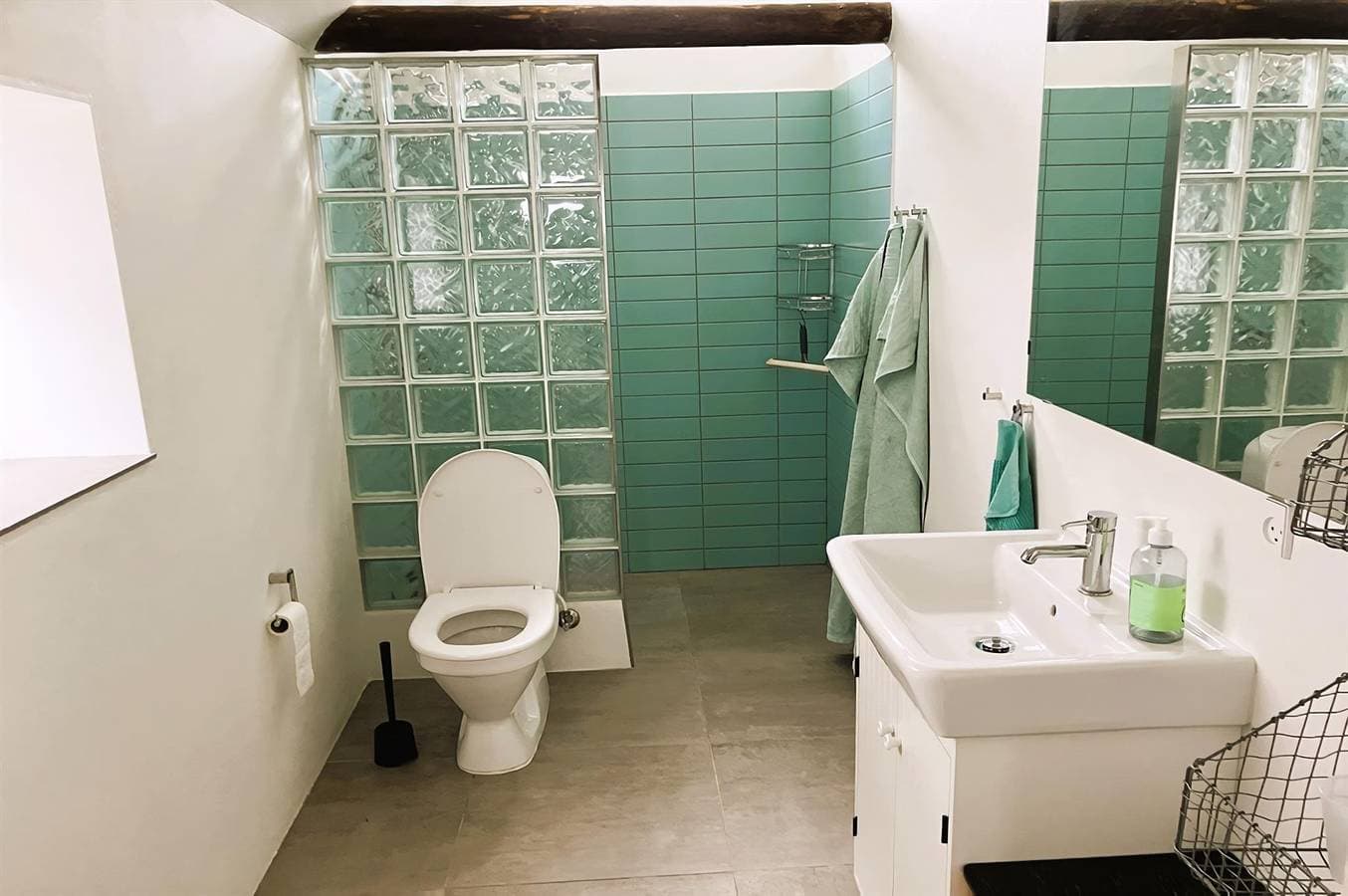 Foto 6 von 27: Pet friendly home in Humble with WiFi