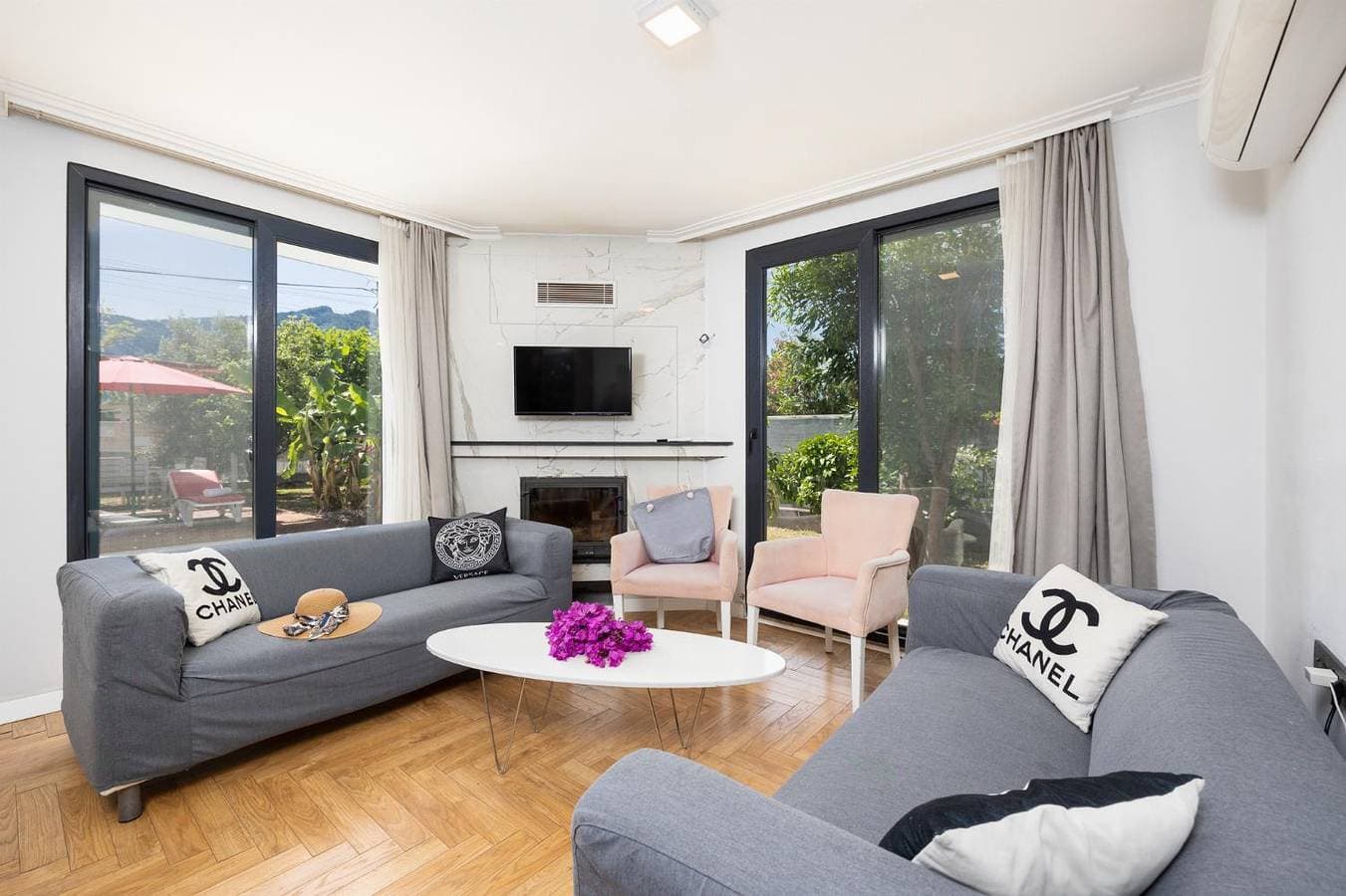 Foto 9 von 30: Villa für 8 Personen mit Meerblick