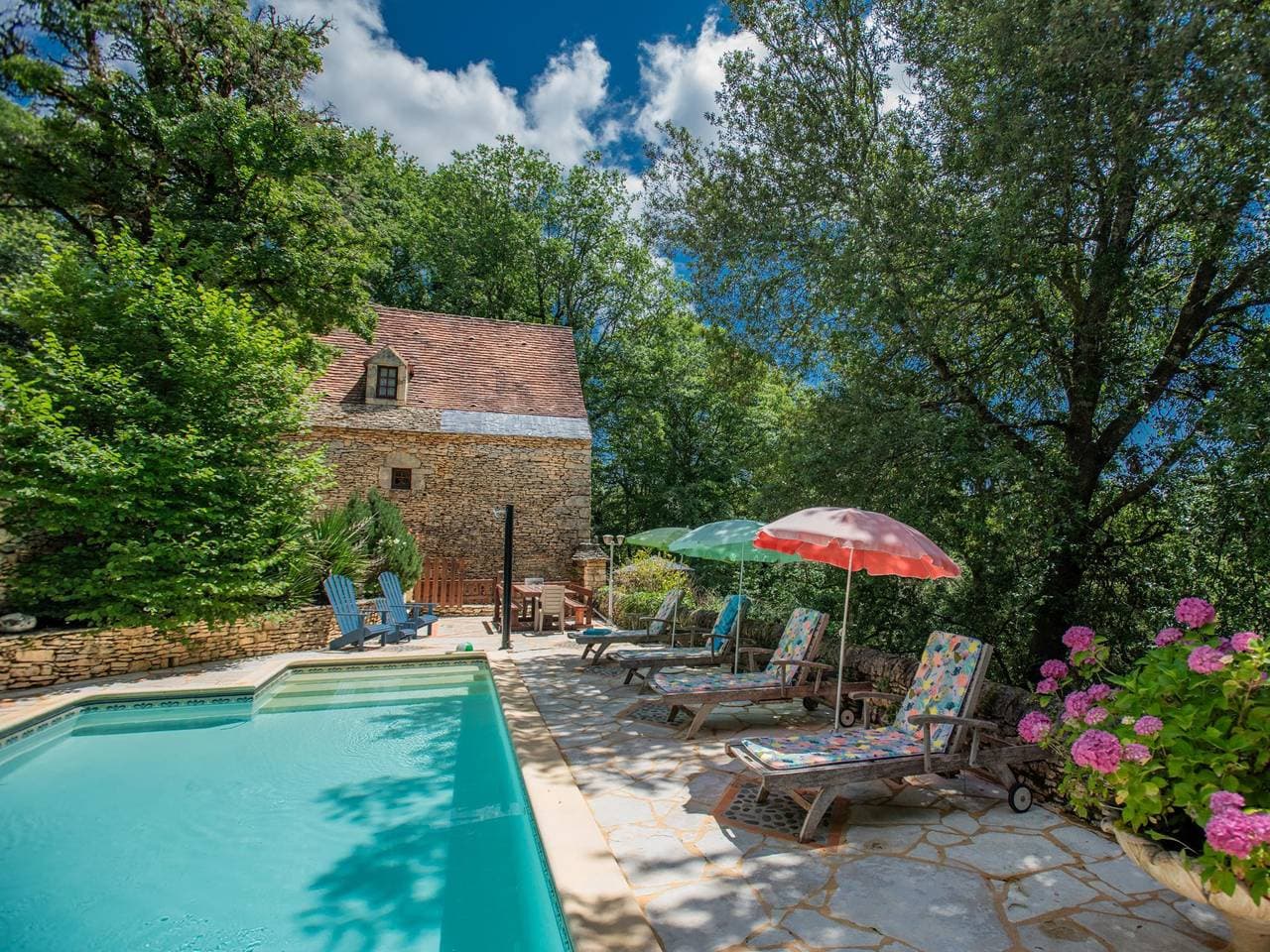 Foto 12 von 39: Sehr schöne authentische Gite mit privatem Pool