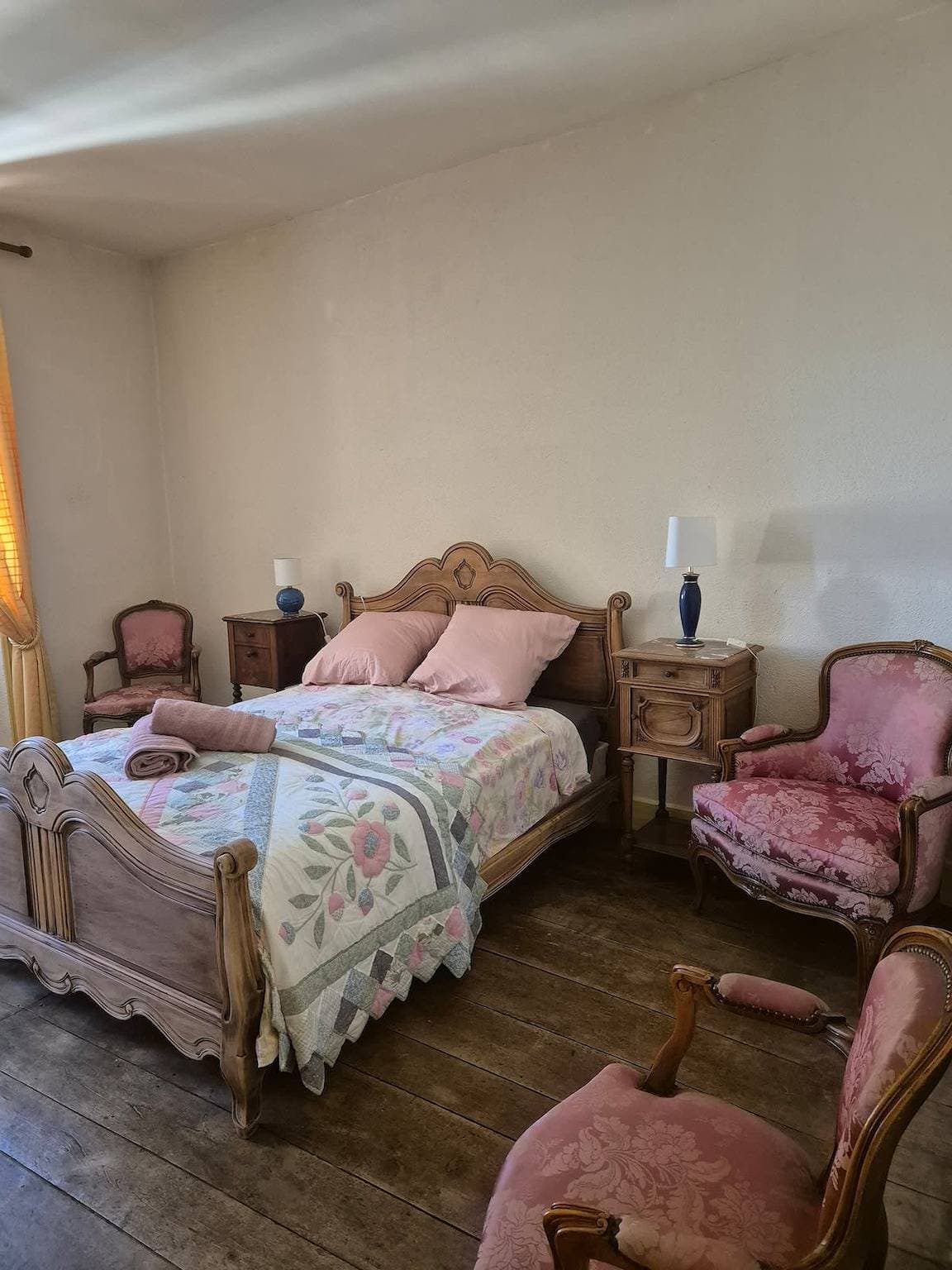 Foto 8 von 34: Ferienhaus für 8 Personen mit Terrasse