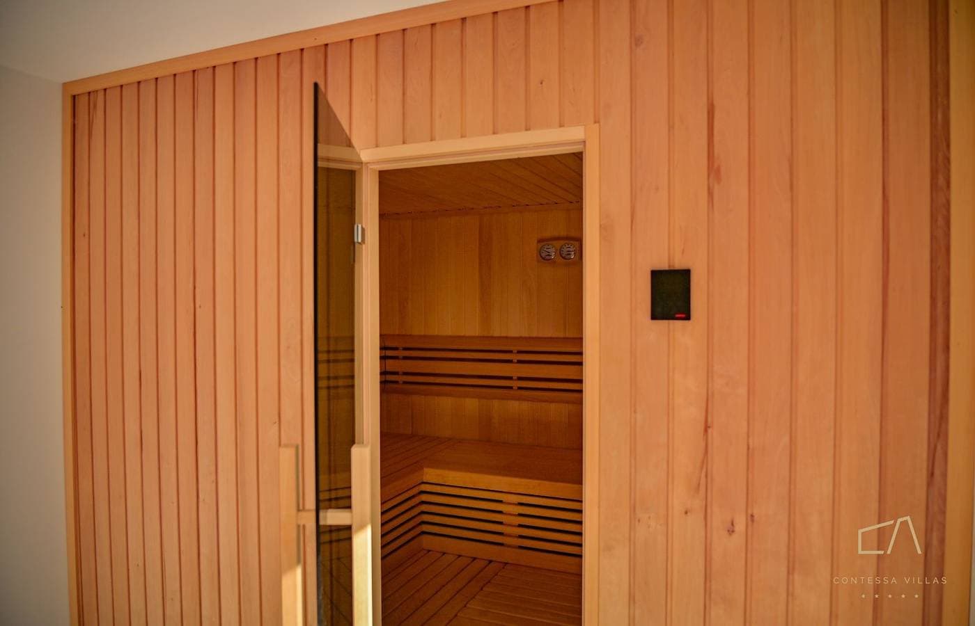 Foto 7 von 27: Moderne Villa Christian mit Pool und Sauna