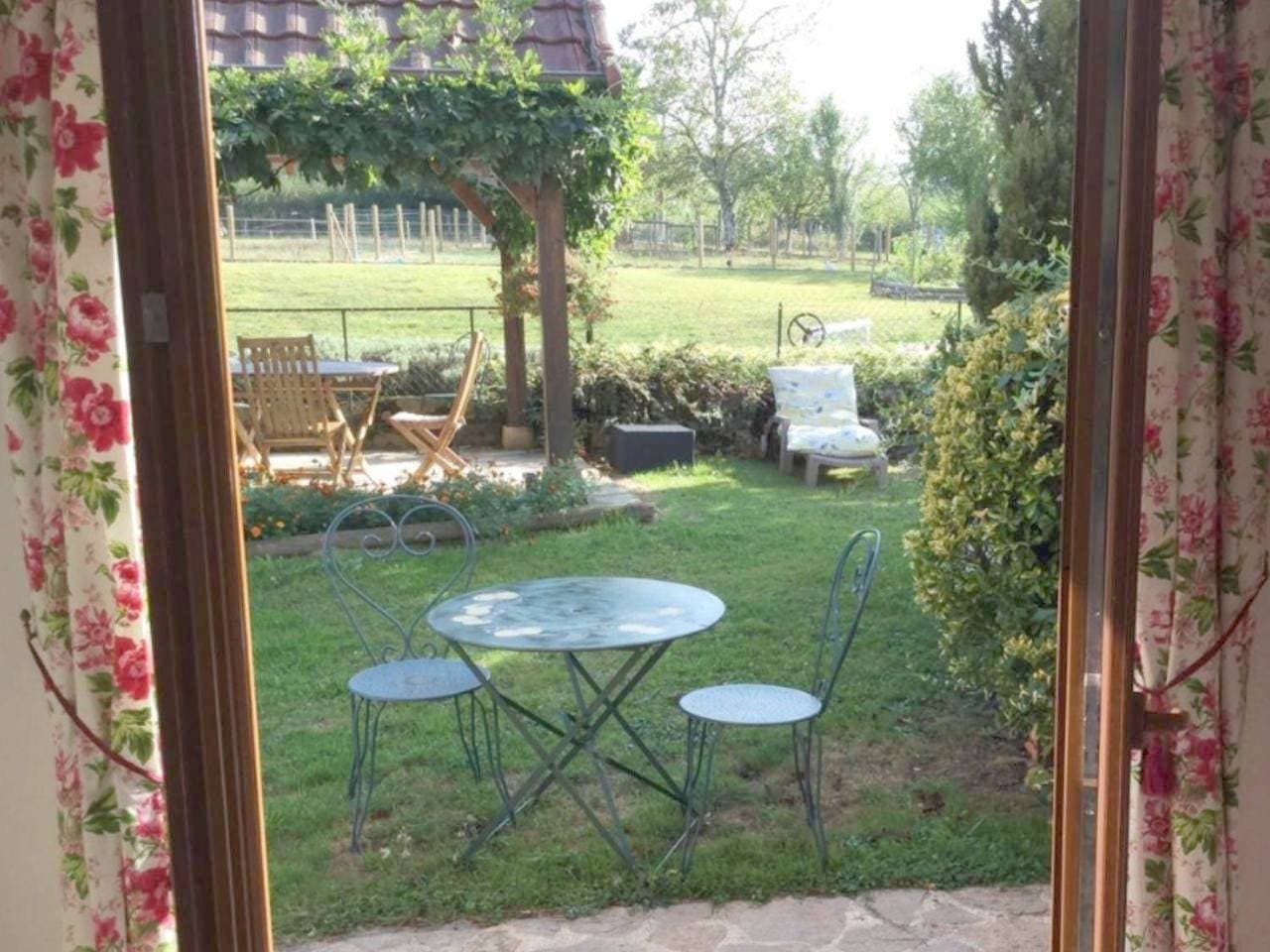 Foto 3 von 7: Double Room with Pool View