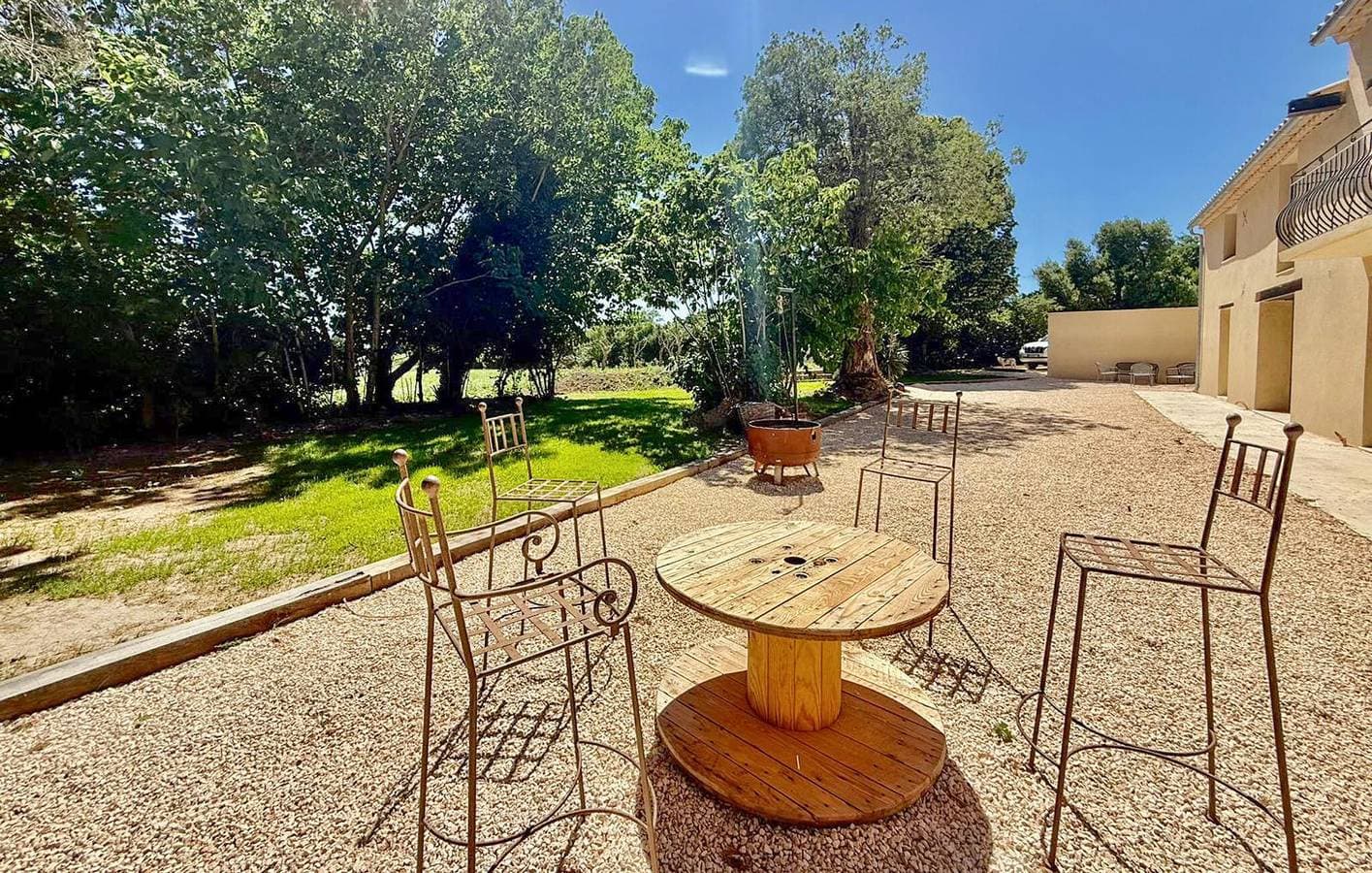 Foto 6 von 22: Gemütliche Wohnung mit Pool, Terrasse & WiFi