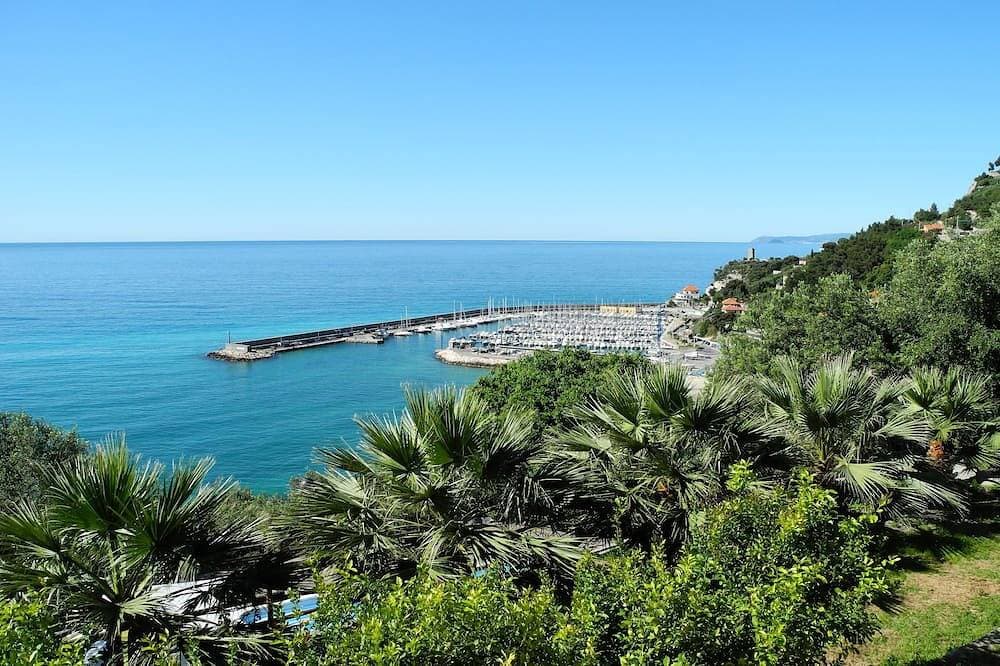 Foto 13 von 18: In an olive grove with beautiful sea view, with swimming pool