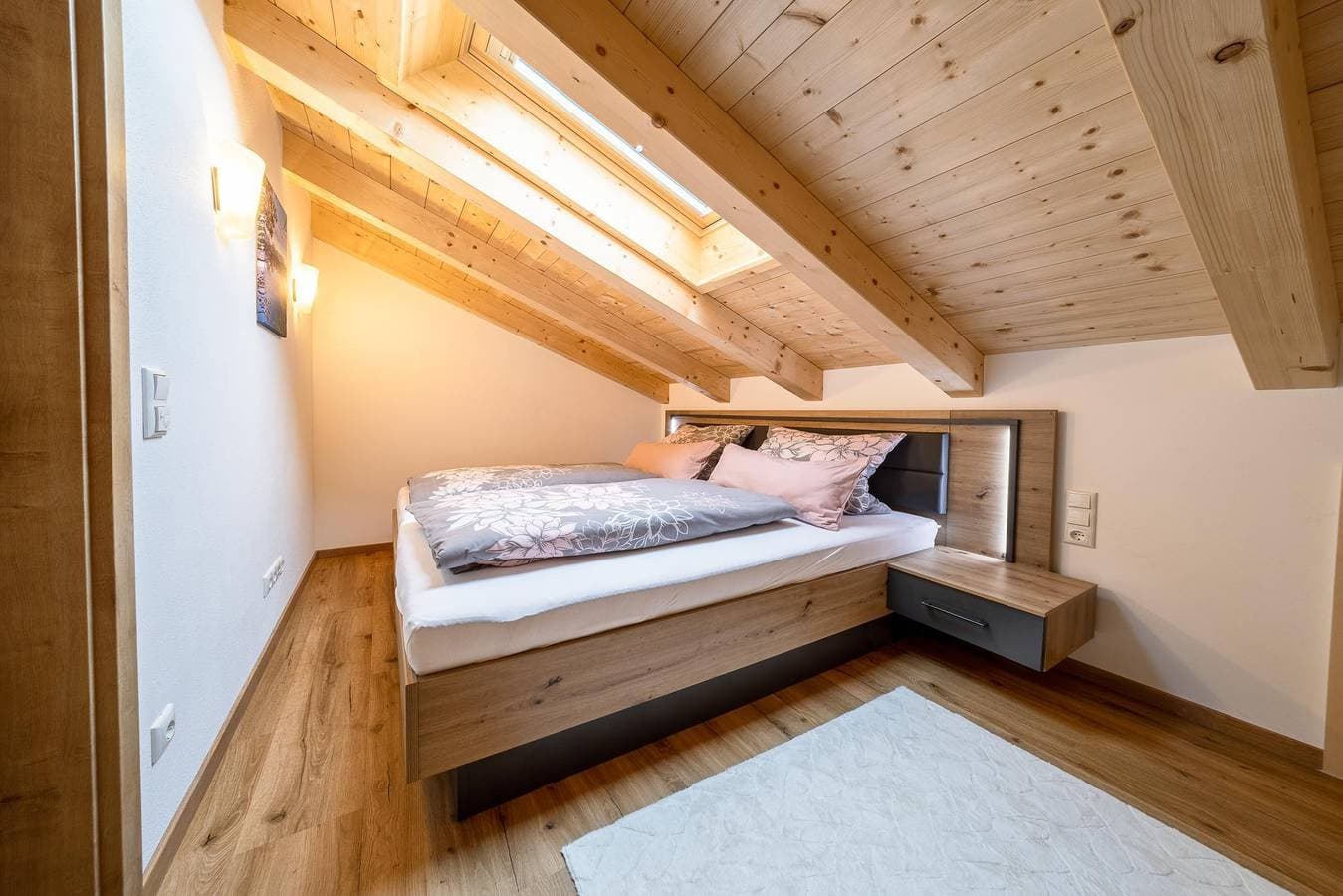 Foto 7 von 17: Ferienwohnung mit Bergblick