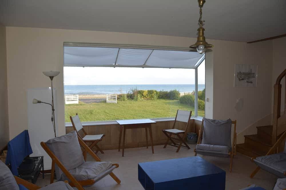 Breathtaking view of Omaha Beach. For vacations with family and friends! 1