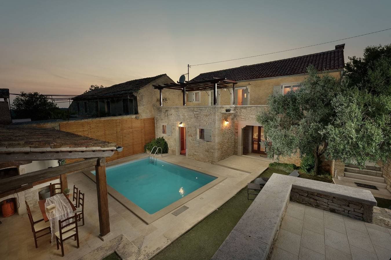 Casa Nina - sorgfältig restaurierte alte istrische Villa mit privatem Pool und Sauna 1
