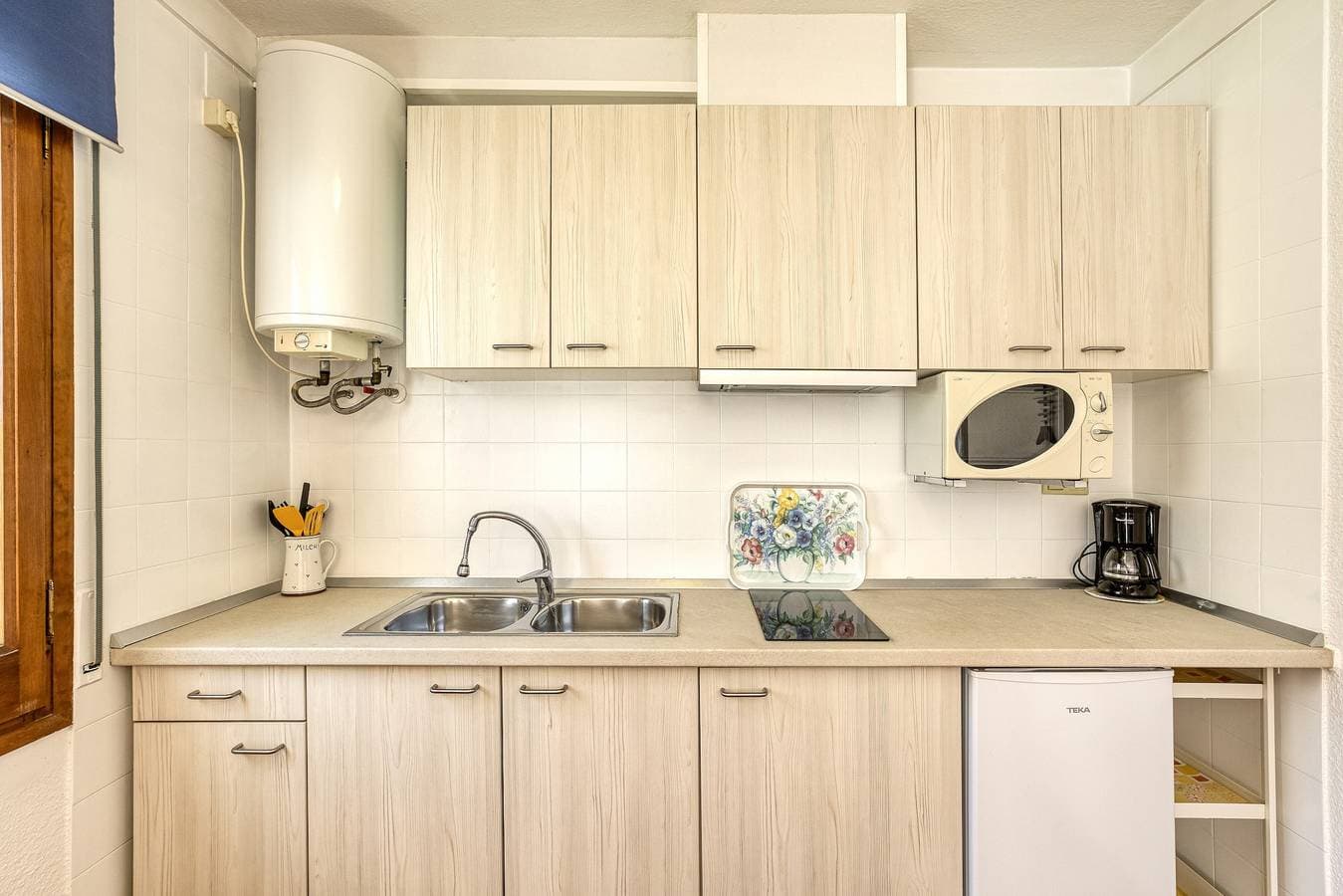 Foto 6 von 20: Apartment 'Bahia Studio' mit Seeblick, WLAN und Klimaanlage
