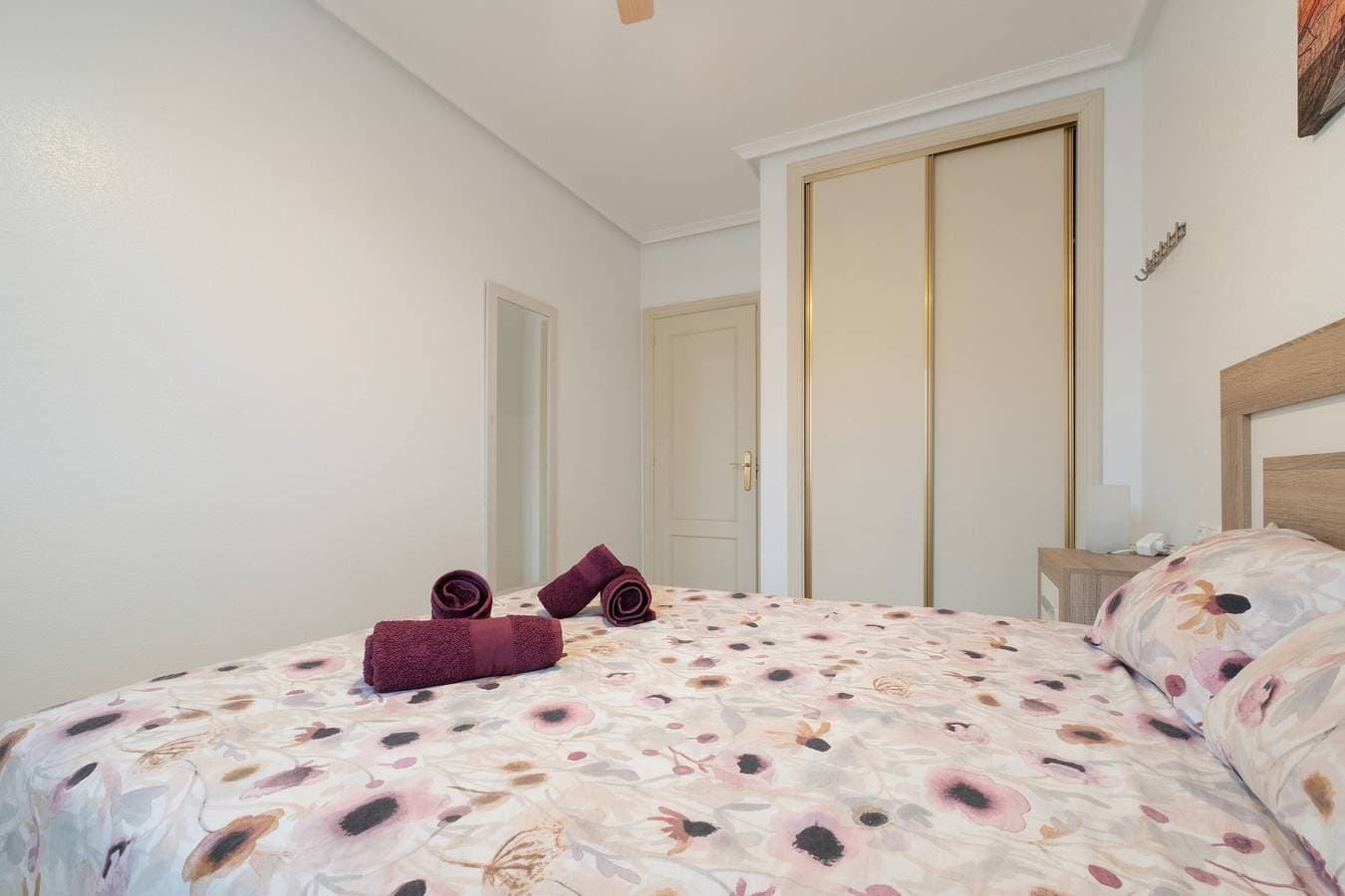 Foto 10 von 27: Apartment 'Carpediem in Spanje' mit Seeblick, Gemeinschaftspool und WLAN