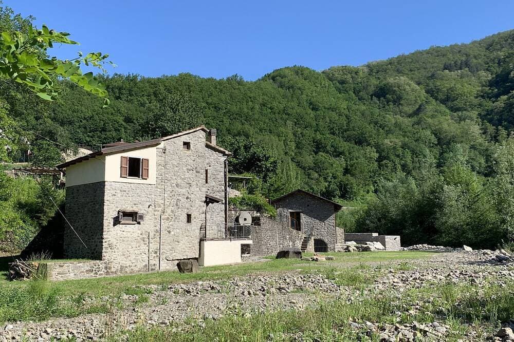 Foto 12 von 30: Magic Mill Castagnetoli