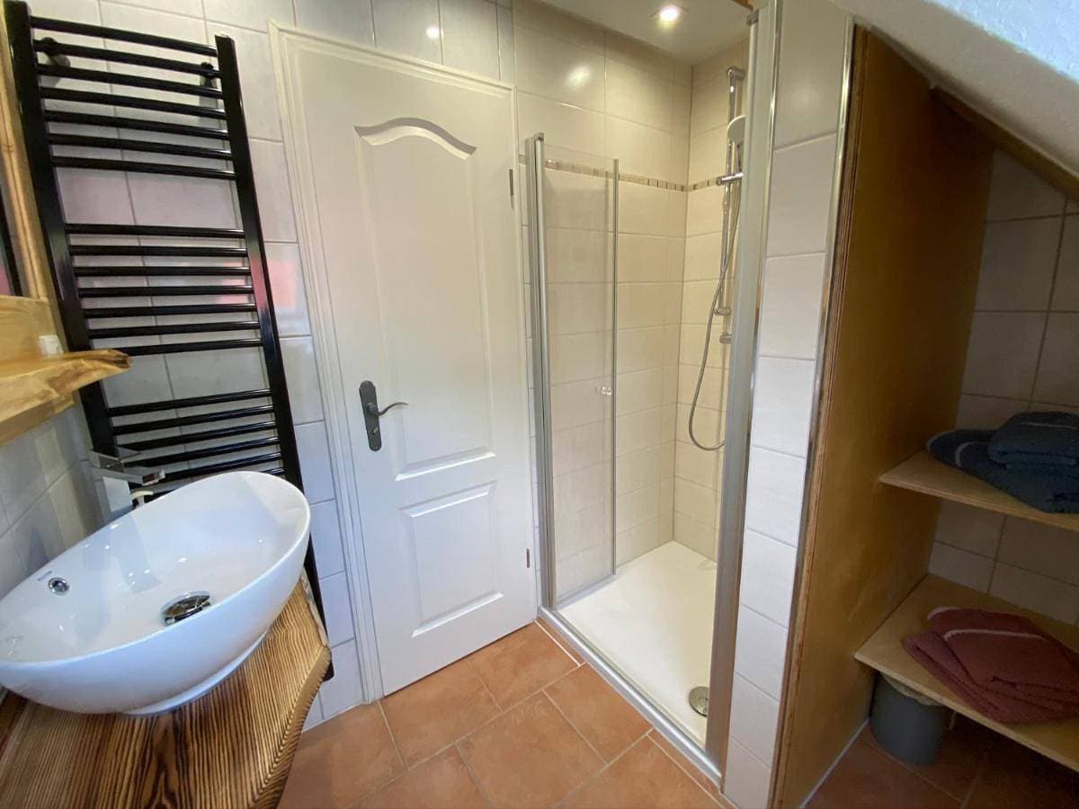 Foto 4 von 21: Two-Bedroom House