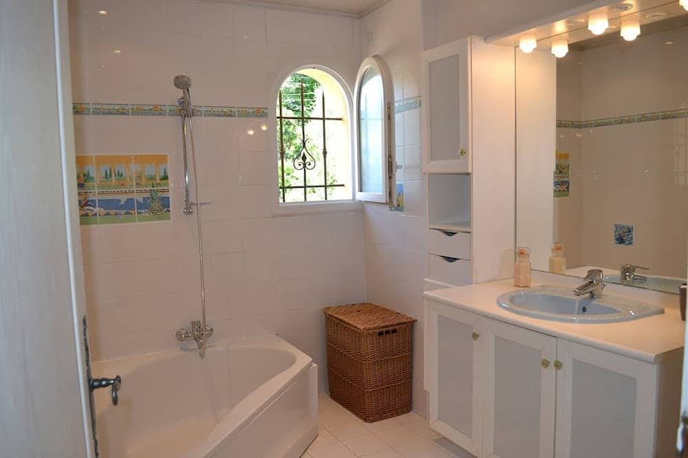 Foto 9 von 30: Villa 10 pers Meerblick Ruhige Abdeckung Schwimmbad Hinten Land Cannes