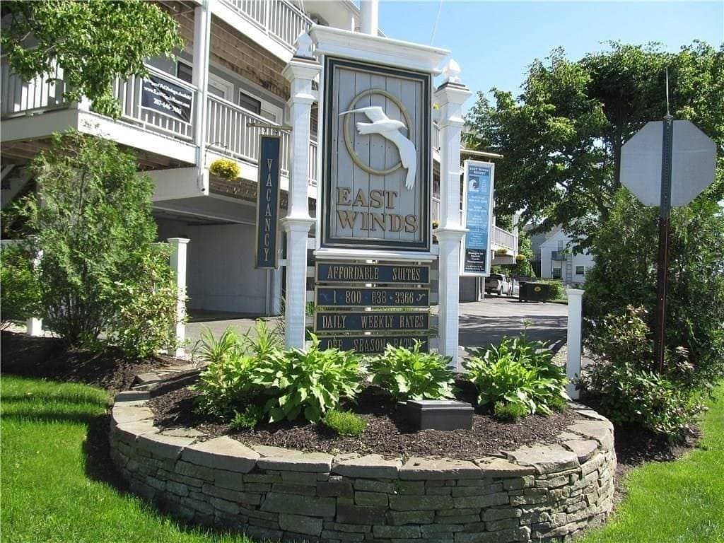 Foto 5 von 6: Renovated 1 bedroom condo ,steps to beach