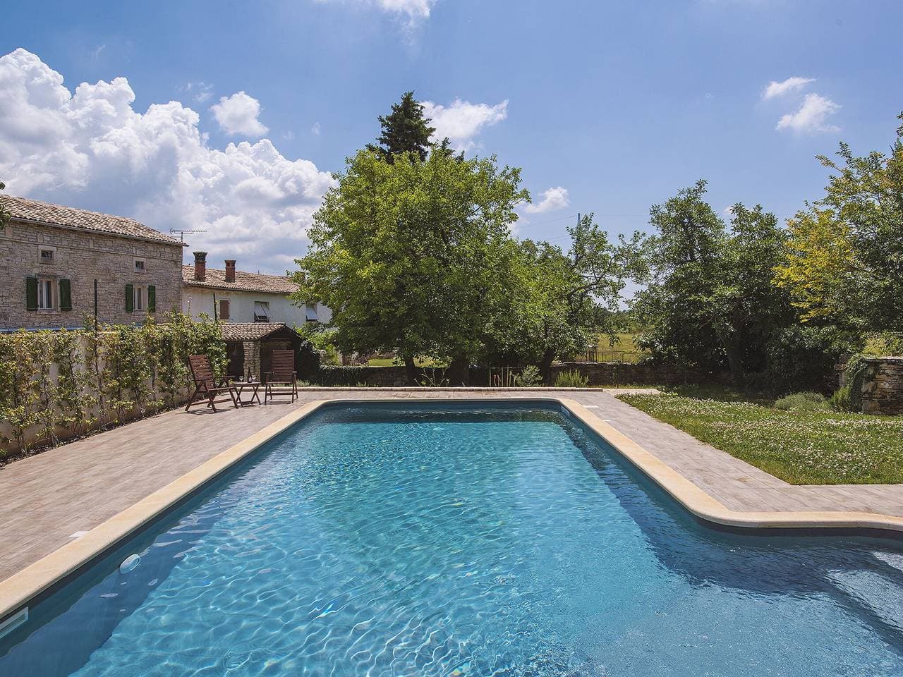 Foto 2 von 34: Ferienhaus Svetvincenat mit Pool