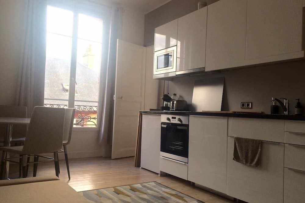 Foto 8 von 13: Charmante Zwei-Zimmer-Wohnung, 50 m vom Meer entfernt