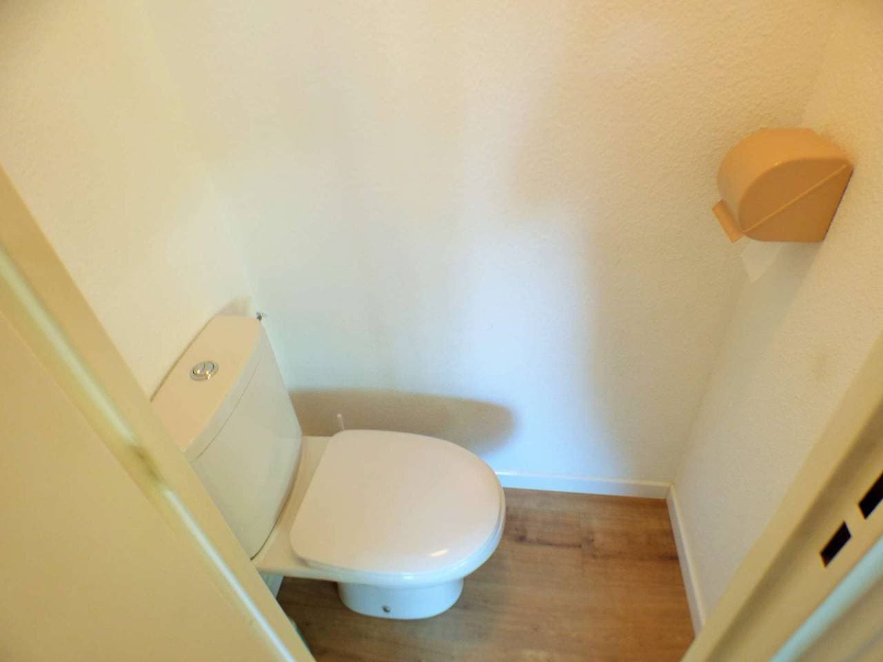 Foto 10 von 10: Renovierte Wohnung, Residenz mit Swimmingpool im Dorf Saint Mandrier