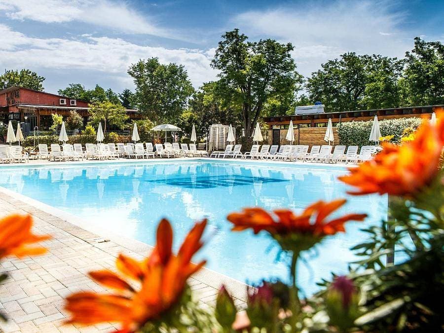 Foto 10 von 48: Hu Roma Camping in Town - Bungalow 3 personen - Deluxe