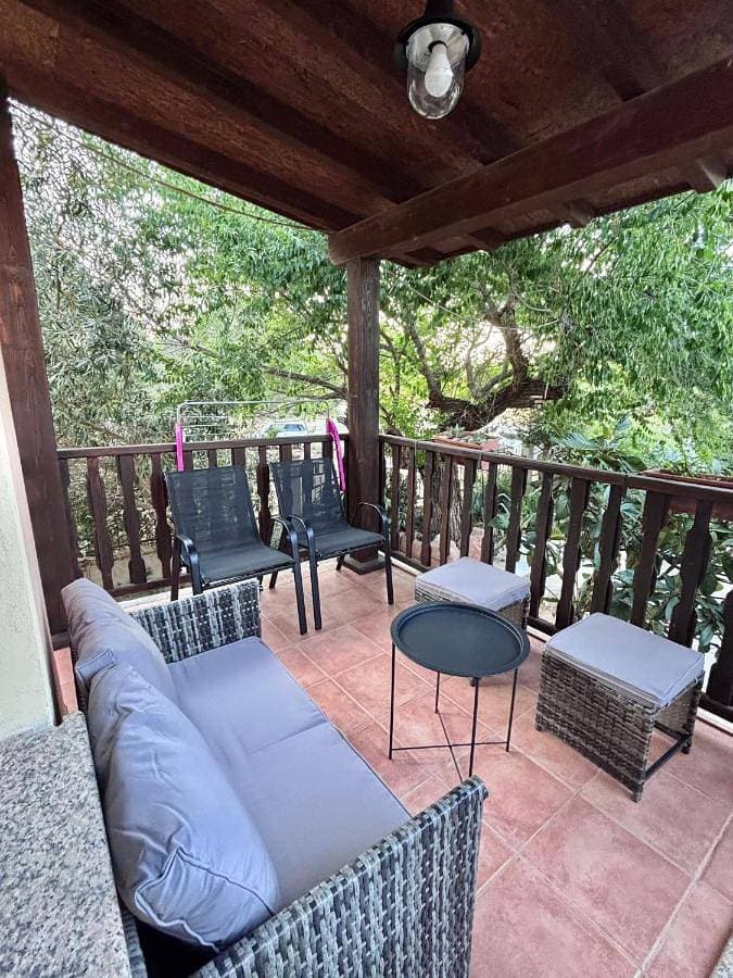 Foto 4 von 12: Two-Bedroom Apartment with Terrace