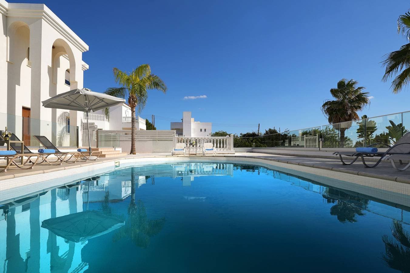 Foto 3 von 44: Villa für 11 Personen mit Pool
