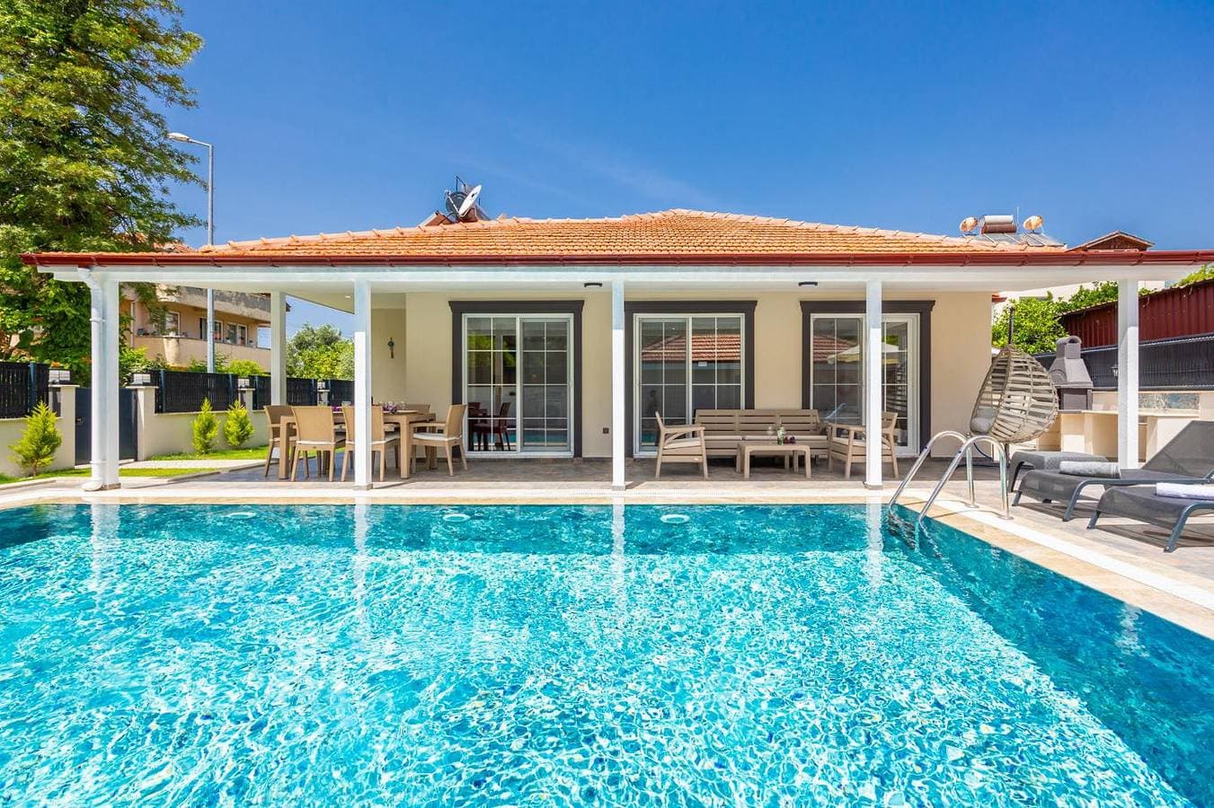 Foto 3 von 22: Villa für 6 Personen mit Garten