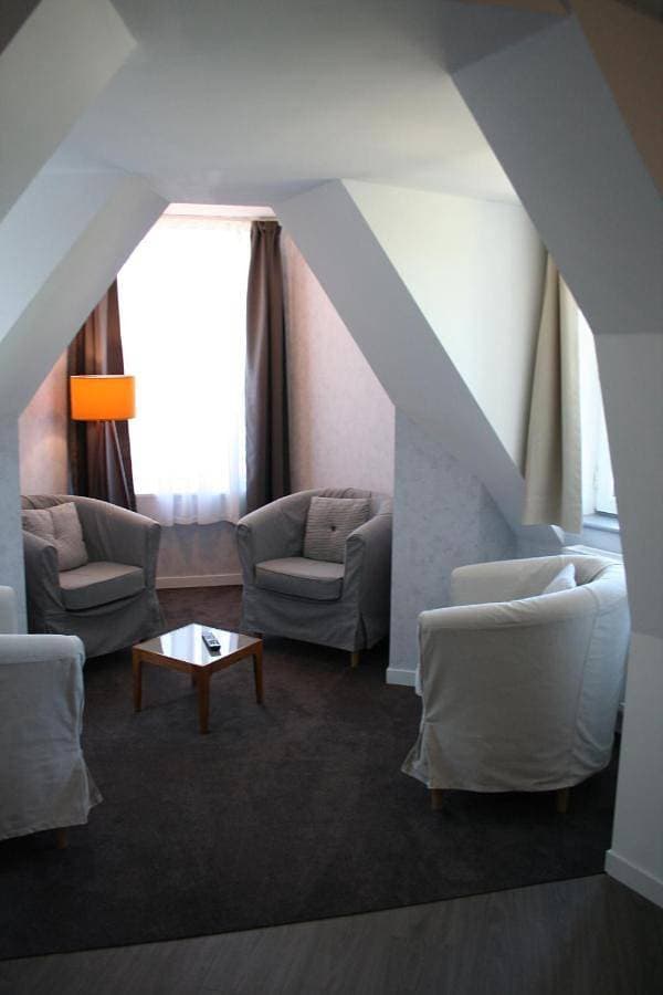 Foto 4 von 21: Two-Bedroom Apartment