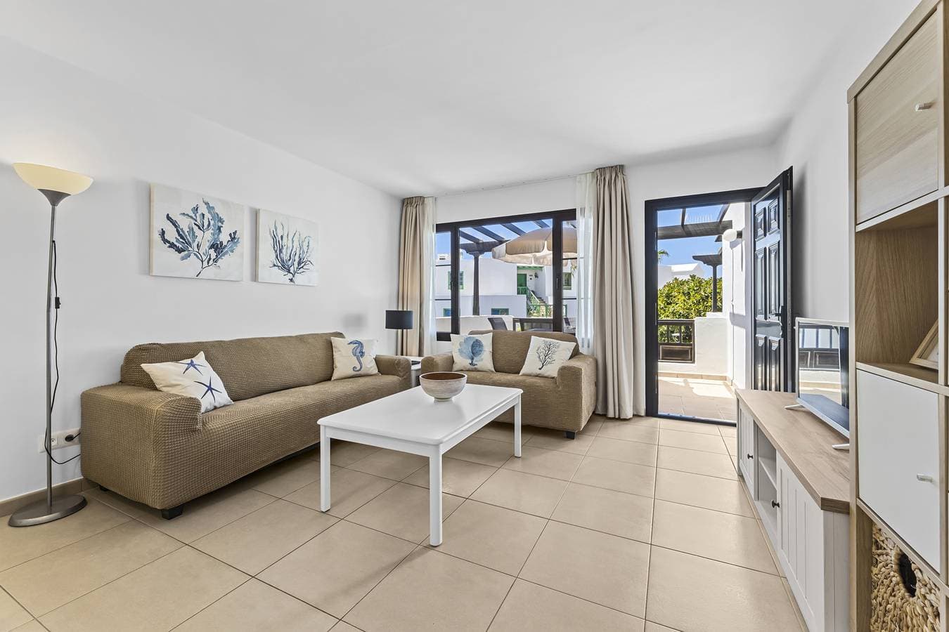 Foto 2 von 33: Casahost Bastian Boutique I Seaview