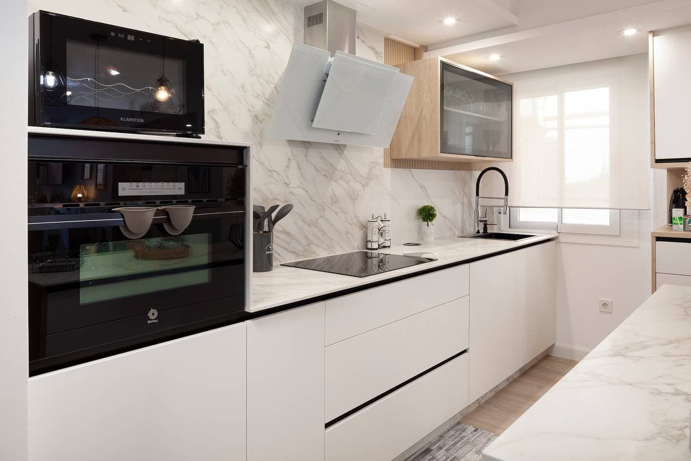 Foto 9 von 26: Ferienwohnung „Mediterráneo“ mit Meerblick, privater Terrasse und Klimaanlage